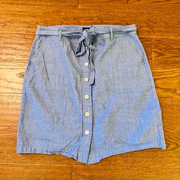 Talbots BUTTON FRONT SKIRT - NEWPORT CHAMBRAY - Picture 2 of 7